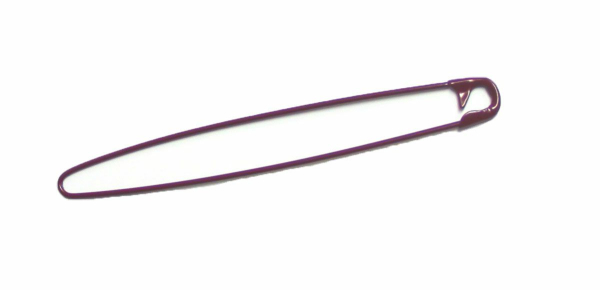 Scarf needle made of metal - burgundy violet